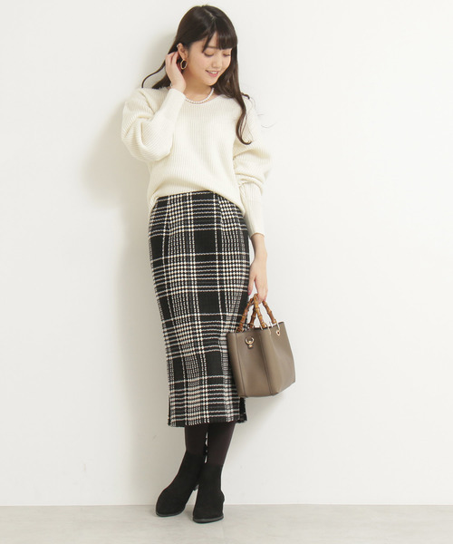 N.(N. Natural Beauty Basic)(エヌエヌナチュラルビューティーベーシック)の「タックスリーブアゼニット(ニット/セーター・レディース・ホワイト/ネイビー/イエロー・MEDIUM)」の16枚目の写真