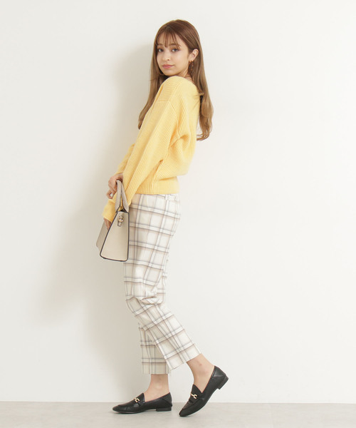 N.(N. Natural Beauty Basic)(エヌエヌナチュラルビューティーベーシック)の「タックスリーブアゼニット(ニット/セーター・レディース・ホワイト/ネイビー/イエロー・MEDIUM)」の6枚目の写真