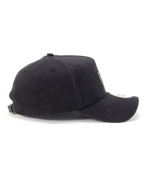 黒のキャップ レザー調バックストラップ 黒のキャップ レザー調バックストラップ NEW ERA キャップ 帽子