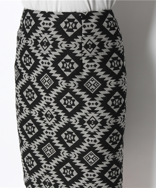 BEAUTY&YOUTH UNITED ARROWS（ビューティーアンドユースユナイテッドアローズ）の「BYBC イカットタイトスカート◇（スカート・レディース・ブラック/オリーブ・SMALL/MEDIUM）」の5枚目の写真