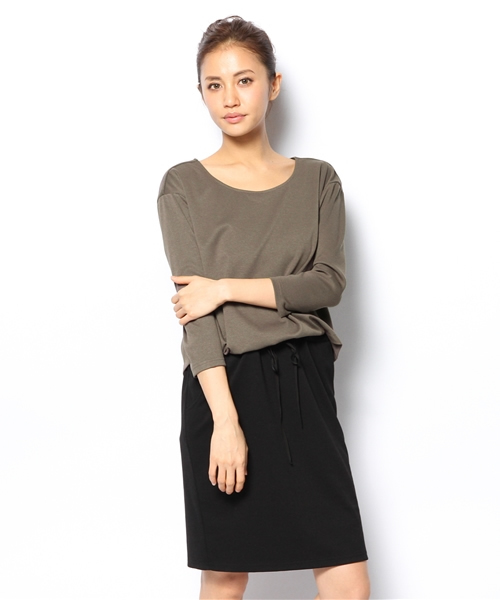 BEAUTY&YOUTH UNITED ARROWS（ビューティーアンドユースユナイテッドアローズ）の「BYSF ポンチタックワンピース ◆（ワンピース・レディース・グレー/モカ/ネイビー・フリー）」の2枚目の写真