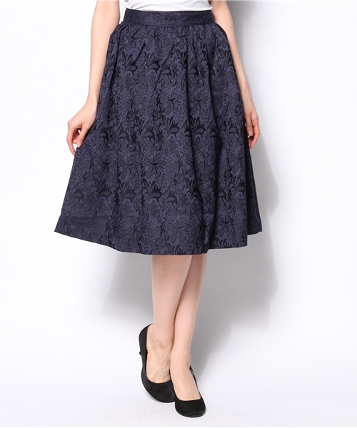 ROSE BUD（ローズバッド）の「S-LSK-14103 GATHERED FLARE SKIRT（スカート・レディース・ホワイト/サーモンピンク/ネイビー・2/1）」の2枚目の写真