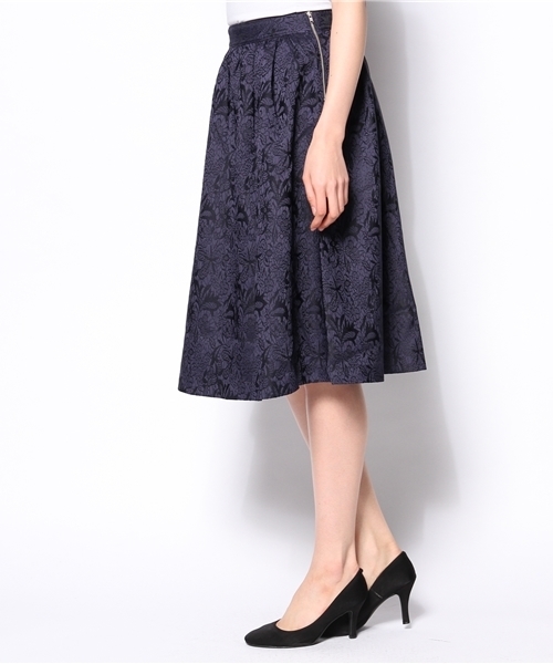 ROSE BUD（ローズバッド）の「S-LSK-14103 GATHERED FLARE SKIRT（スカート・レディース・ホワイト/サーモンピンク/ネイビー・2/1）」の10枚目の写真