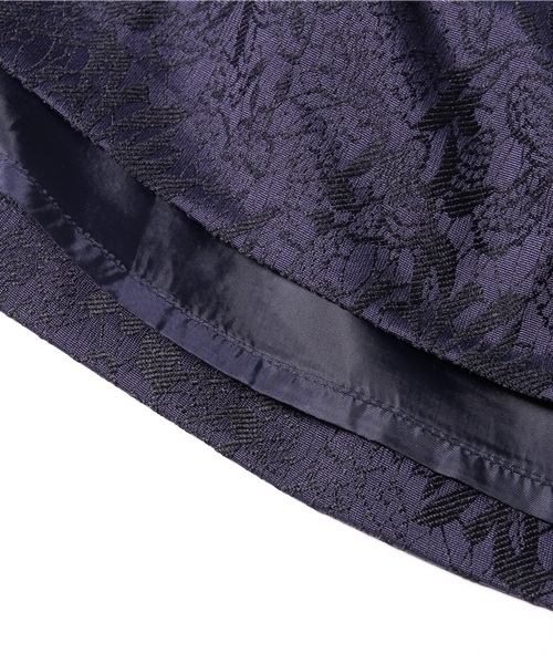 ROSE BUD（ローズバッド）の「S-LSK-14103 GATHERED FLARE SKIRT（スカート・レディース・ホワイト/サーモンピンク/ネイビー・2/1）」の5枚目の写真