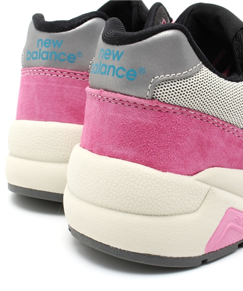 NEW BALANCE(ニューバランス)の「ニューバランス カラフル new balance MRT580(スニーカー・レディース・ピンク/ブラック/ライトグリーン・23.5cm/23cm/24.5cm/24cm)」の4枚目の写真