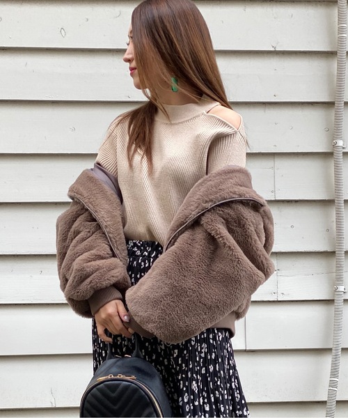 one way（ワンウェイ）の「ボリュームスリーブオープンショルダー（ニット/セーター・レディース・ライトブラウン/ライトグリーン/ブラック/ベージュ・M）」の3枚目の写真