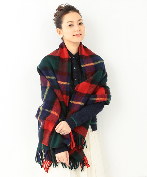 Ray BEAMS（レイビームス）の「TWEED MILL / ブランケット ストール（ストール/ショール・レディース・ホワイト/レッド/ブルー・ONE SIZE）」の3枚目の写真