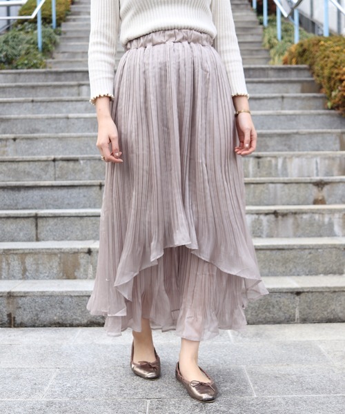 flower(フラワー)の「ウェーヴィープリーツスカート(スカート・レディース・ベージュ/ブルー・FREE)」の1枚目の写真