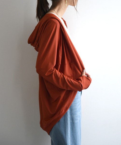 and it_(アンドイット)の「ボレロ風ライトスウェットフーディーカーディガン(カーディガン/ボレロ・レディース・ブラック/杢グレー/ネイビー/ホワイト/カーキ/スカイブルー/レモンイエロー/ダークオレンジ/ベージュ系/ロイヤルブルー/スモークピンク/グレイッシュベージュ/チョコ/ヘザーチャコール/グリーン/ラベンダー/ホワイト系その他/ブラック系その他/ピンク系その他/オレンジ系その他/ブルー系その他・M1/M2)」の20枚目の写真