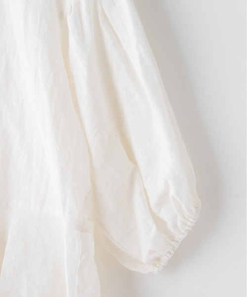 Omekashi(オメカシ)の「リネンバックシャンブラウス(シャツ/ブラウス・レディース・ブラック/オフホワイト/グリーン・FREE)」の5枚目の写真