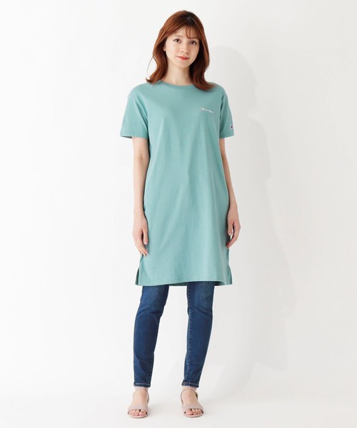 Champion（チャンピオン）の「Champion クルーネックTシャツワンピース（ワンピース・レディース・オレンジ系その他5/グリーン/ブラック/オフホワイト・02）」の7枚目の写真