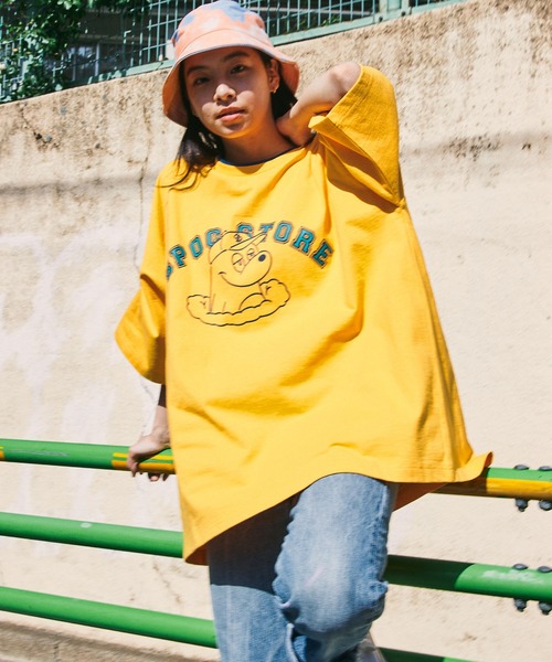 SPOC STORE(スポックストア)の「【SPOC STORE】レイヤード配色 カレッジロゴ半袖カットソー(Tシャツ/カットソー・メンズ・オフホワイト/イエロー/グリーン/コバルトブルー・M/L)」の4枚目の写真