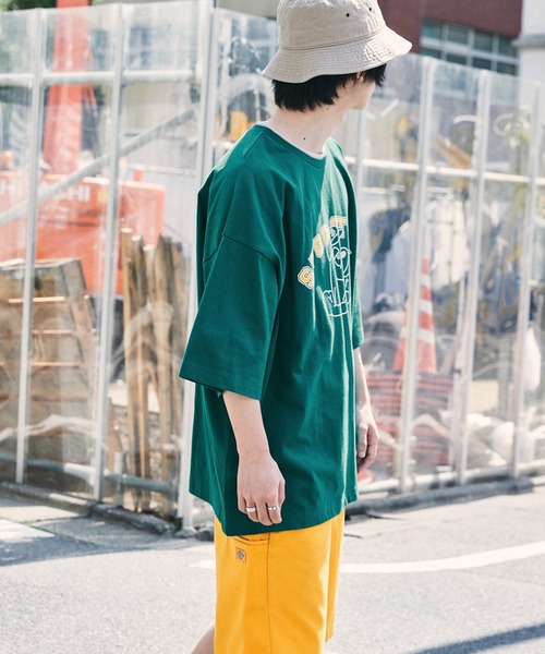 SPOC STORE(スポックストア)の「【SPOC STORE】レイヤード配色 カレッジロゴ半袖カットソー(Tシャツ/カットソー・メンズ・オフホワイト/イエロー/グリーン/コバルトブルー・M/L)」の12枚目の写真