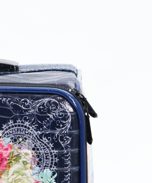 axes femme（アクシーズファム）の「ブリランテアリスキャリー