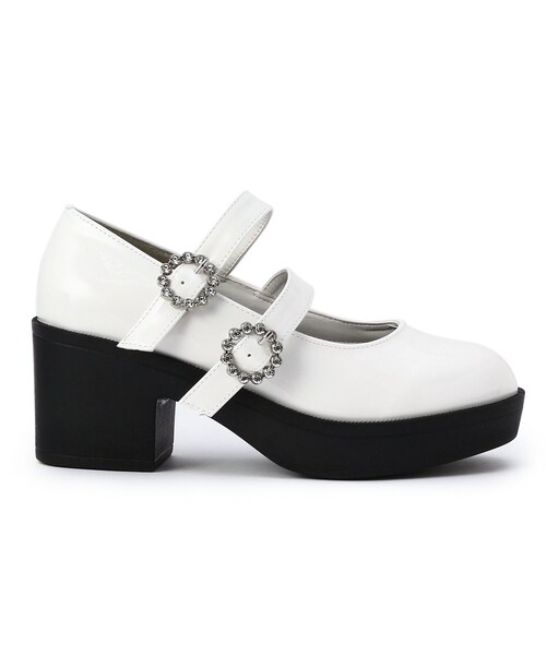 cs T&P（シーエスティーアンドピー）の「ビジューバックルWストラップパンプス（パンプス・レディース・ホワイト系2/ブラック系1・S/M/L/LL）」の5枚目の写真