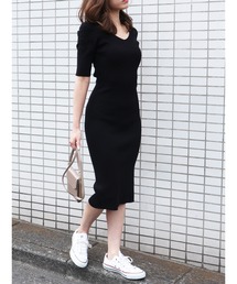 【エコヴェロ】洗えるVネックニットタイトワンピース