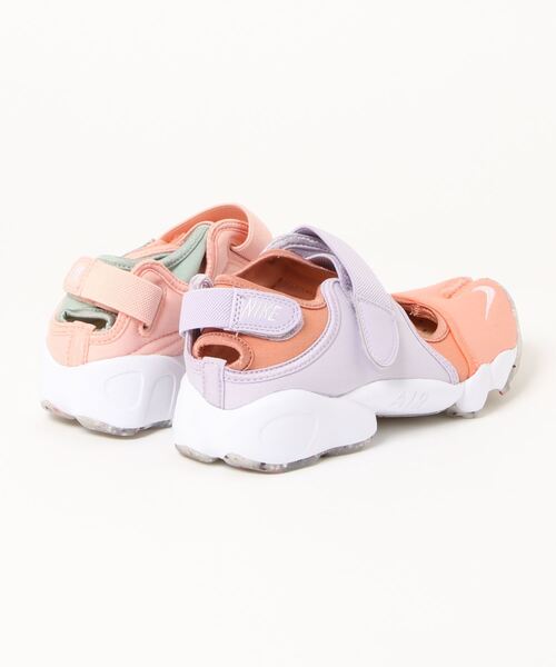 NIKE(ナイキ)の「【NIKE】WMNS NIKE AIR RIFT(スニーカー・レディース・マルチ・23/24/25)」の3枚目の写真