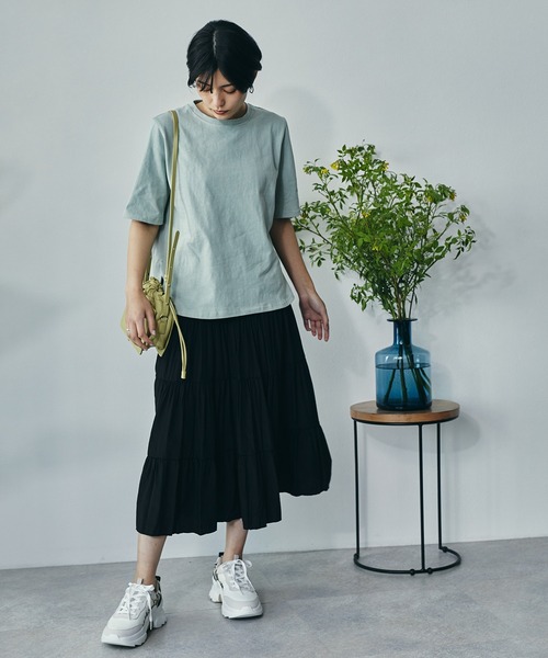 ECRIRE（エクリール）の「綿100％ 10oz天竺コットン サイドスリットT（Tシャツ/カットソー・レディース・オフホワイト/チャコールグレー/ピンク/ライトグリーン・フリー）」の5枚目の写真