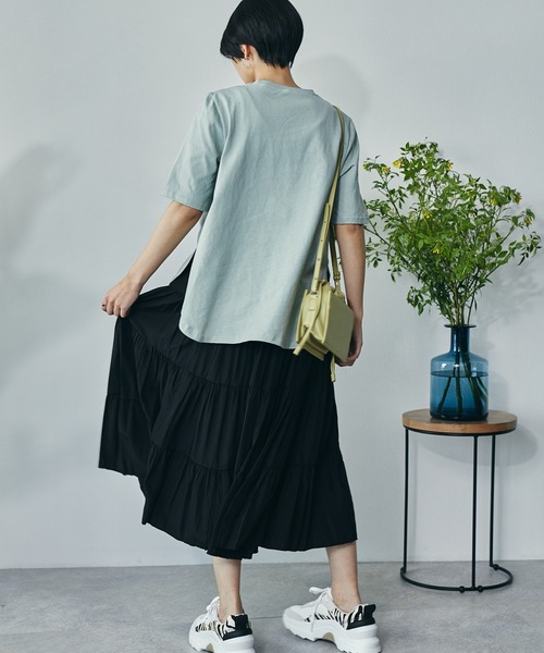 ECRIRE（エクリール）の「綿100％ 10oz天竺コットン サイドスリットT（Tシャツ/カットソー・レディース・オフホワイト/チャコールグレー/ピンク/ライトグリーン・フリー）」の8枚目の写真