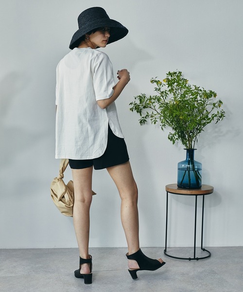 ECRIRE（エクリール）の「綿100％ 10oz天竺コットン サイドスリットT（Tシャツ/カットソー・レディース・オフホワイト/チャコールグレー/ピンク/ライトグリーン・フリー）」の12枚目の写真