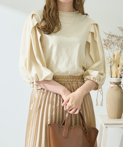 Ambre Neige(アンブルネージュ)の「タックパワーショルダートップス/【WEB/EC限定商品】(Tシャツ/カットソー・レディース・アイボリー/モカ/ミント/ライトブラウン/ライトベージュ・FREE)」の11枚目の写真