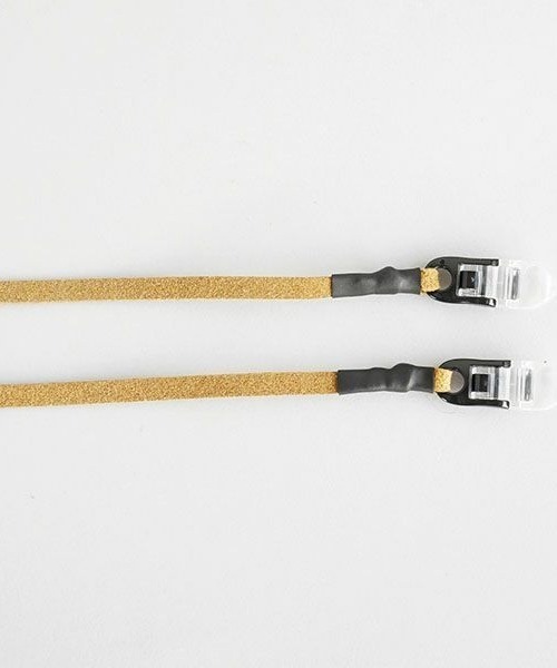 STANDARD SUPPLY(スタンダードサプライ)の「スタンダードサプライ / DRY GOODS ドライグッズ / MASK STRAP MICRO SUEDE マスクストラップ マイクロスエード(その他小物・レディース・キャメル/グレー/ブラック/ワイン/ダークグレー/オリーブ/ライトベージュ/スモークピンク/グレイッシュベージュ・FREE)」の1枚目の写真