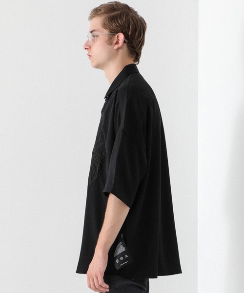 SHAREEF（シャリーフ）の「【SHAREEF】STUDIOUS別注 EMBROIDERY SS SH（シャツ/ブラウス・メンズ・ホワイト/パープル/ブラック・2/1）」の18枚目の写真
