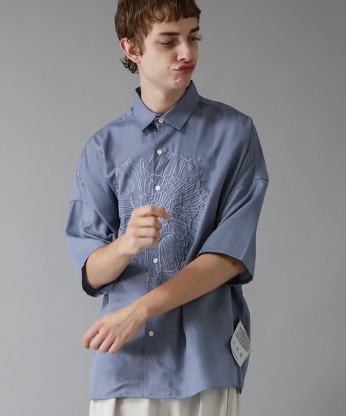 SHAREEF（シャリーフ）の「【SHAREEF】STUDIOUS別注 EMBROIDERY SS SH（シャツ/ブラウス・メンズ・ホワイト/パープル/ブラック・2/1）」の22枚目の写真