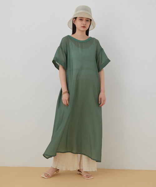 ADAM ET ROPE'(アダムエロペ)の「<SETアイテム>シアーTキャミワンピセット(ワンピース・レディース・ブラック/グリーン・FREE)」の3枚目の写真