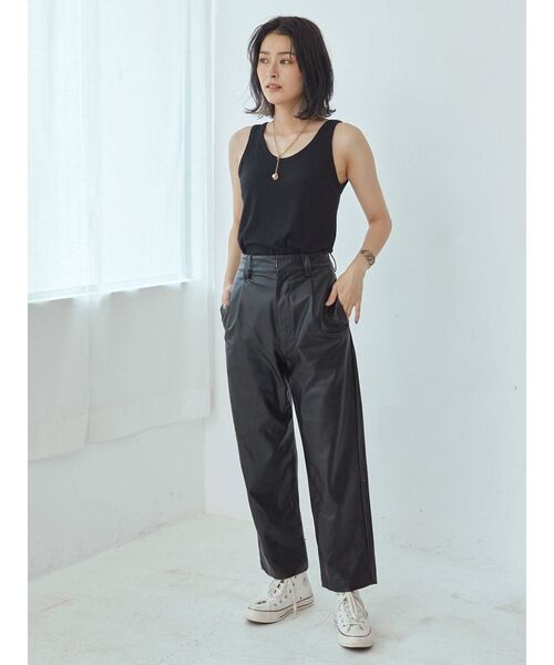 Ungrid（アングリッド）の「フェイクレザーデザインパンツ（その他パンツ・レディース・ブラック/ブラウン・FREE）」の8枚目の写真