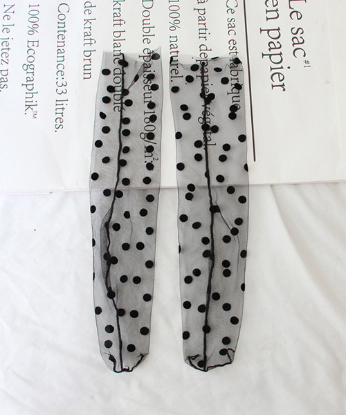 c.u.l(シーユーエル)の「【c.u.l】ドット柄チュールソックス cula217(ソックス/靴下・レディース・ホワイト/ブラック/パープル/ネイビー/ブラウン/ピンク・FREE)」の14枚目の写真