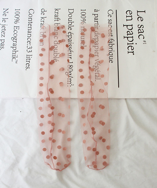 c.u.l(シーユーエル)の「【c.u.l】ドット柄チュールソックス cula217(ソックス/靴下・レディース・ホワイト/ブラック/パープル/ネイビー/ブラウン/ピンク・FREE)」の16枚目の写真