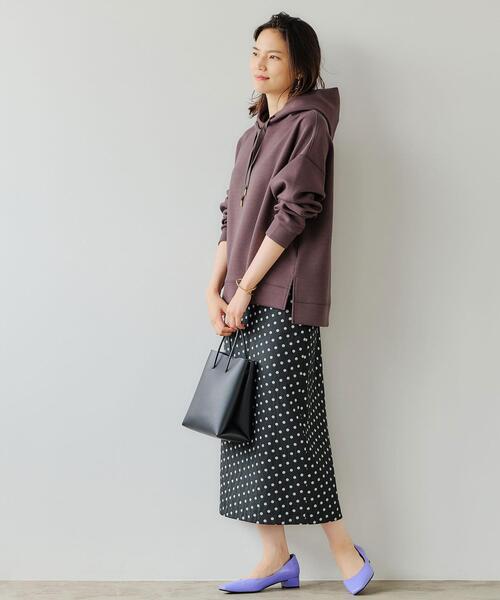 green label relaxing（グリーンレーベルリラクシング）の「ダンボール フード スリット プルオーバー カットソー パーカー（パーカー・レディース・ライトブルー/ダークグレー/モカ・FREE）」の4枚目の写真