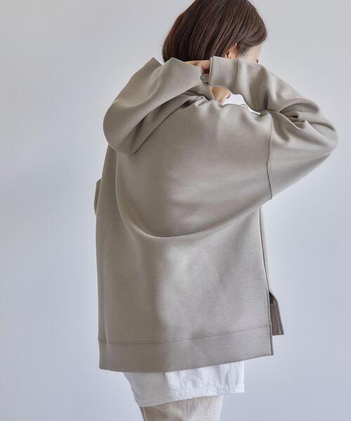 green label relaxing（グリーンレーベルリラクシング）の「ダンボール フード スリット プルオーバー カットソー パーカー（パーカー・レディース・ライトブルー/ダークグレー/モカ・FREE）」の6枚目の写真