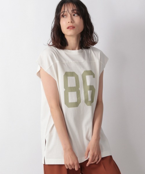 LOWRYS FARM（ローリーズファーム）の「ナンバリングノースリーブ　958893（Tシャツ/カットソー・レディース・オフホワイト/アイボリー/ネイビー・FREE）」の2枚目の写真