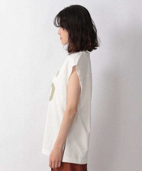 LOWRYS FARM（ローリーズファーム）の「ナンバリングノースリーブ　958893（Tシャツ/カットソー・レディース・オフホワイト/アイボリー/ネイビー・FREE）」の6枚目の写真