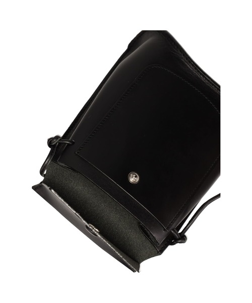 MARROW（マロウ）の「MARROW BENT POUCH（ショルダーバッグ・レディース・ブラック・FREE）」の8枚目の写真