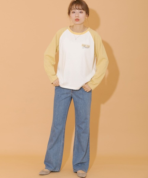 URBAN RESEARCH Sonny Label(アーバンリサーチサニーレーベル)の「フレアデニム(デニムパンツ・レディース・インディゴブルー/ライトインディゴブルー・24/25/26)」の15枚目の写真