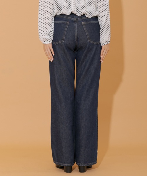 URBAN RESEARCH Sonny Label(アーバンリサーチサニーレーベル)の「フレアデニム(デニムパンツ・レディース・インディゴブルー/ライトインディゴブルー・24/25/26)」の8枚目の写真
