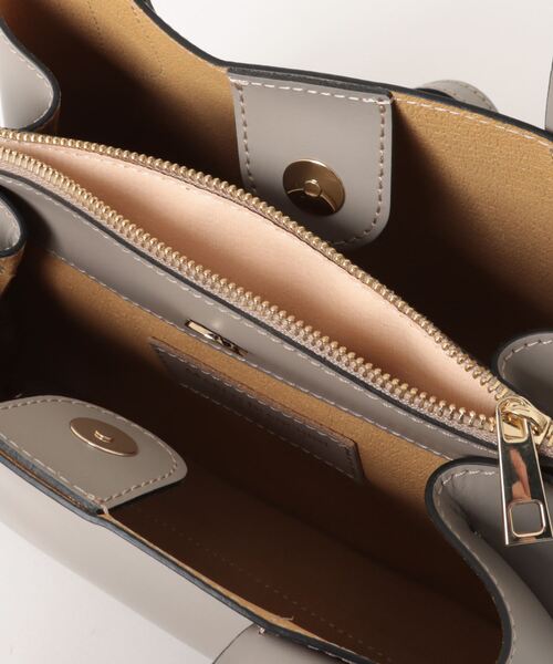 MARCO BIANCHINI（マルコビアンチーニ）の「【Marco Bianchini/マルコビアンキーニ】 2wayハンドバッグ（ハンドバッグ・レディース・ブラック/ベージュ系その他/ブルー/ライトベージュ/ベージュ/ダークグリーン/ベージュ系その他2・FREE）」の19枚目の写真