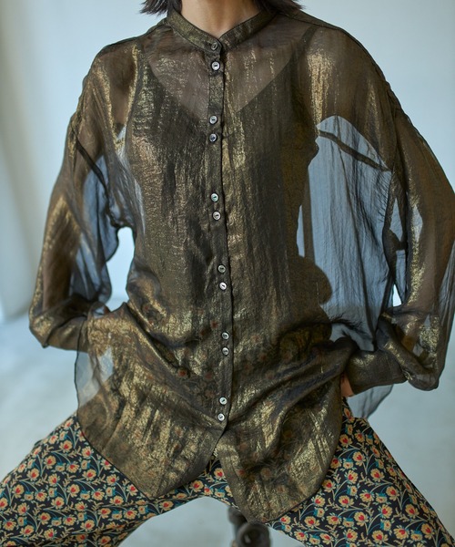 VACANCY（ヴァカンシー）の「シャイニーシアーバンドカラーシャツ（シャツ/ブラウス・レディース・ブラック/グリーン/ボルドー・FREE）」の22枚目の写真