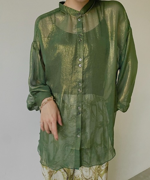 VACANCY（ヴァカンシー）の「シャイニーシアーバンドカラーシャツ（シャツ/ブラウス・レディース・ブラック/グリーン/ボルドー・FREE）」の5枚目の写真