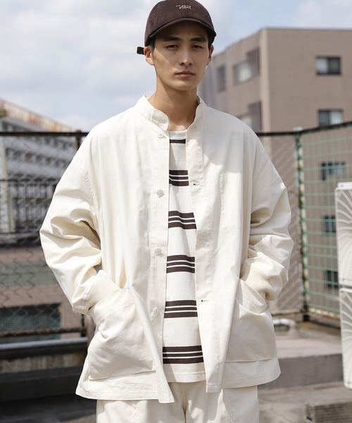 niko and...（ニコアンド）の「[セットアップ対応]バンドカラーステッチブルゾン（ブルゾン・メンズ・ブラウン/アイボリー/チャコール・MEDIUM/LARGE）」の3枚目の写真