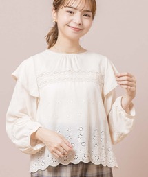 フローラルブラウス