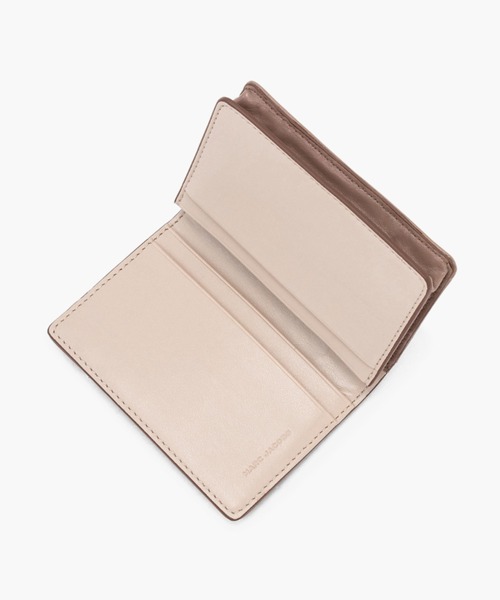 MARC JACOBS（マークジェイコブス）の「THE GLAM SHOT BUSINESS CARD CASE/ザ グラム ショット ビジネス カード ケース 名刺入れ（カードケース・レディース・ブラック/ベージュ系その他3・ONE SIZE）」の9枚目の写真