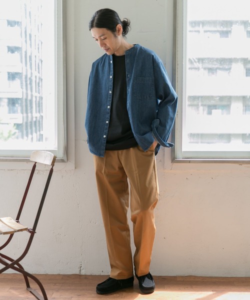 URBAN RESEARCH DOORS（アーバンリサーチドアーズ）の「デニムバンドカラーシャツ（シャツ/ブラウス・メンズ・ワンウォッシュ/ライトインディゴブルー・40/38）」の6枚目の写真