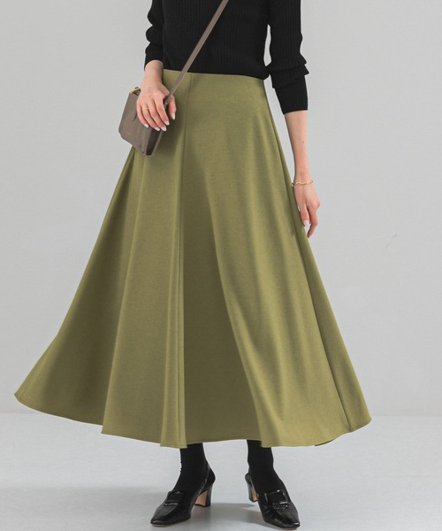 URBAN RESEARCH ROSSO WOMEN（アーバンリサーチ　ロッソ）の「ロングサーキュラースカート（スカート・レディース・チャコールグレー/イエロー/ライトベージュ/オリーブ・38/36）」の18枚目の写真