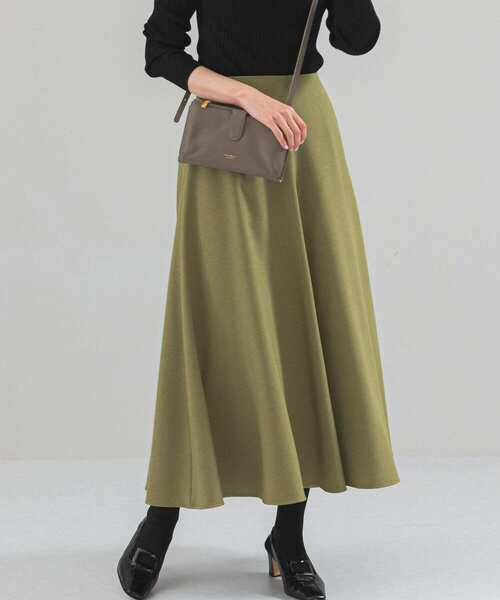 URBAN RESEARCH ROSSO WOMEN（アーバンリサーチ　ロッソ）の「ロングサーキュラースカート（スカート・レディース・チャコールグレー/イエロー/ライトベージュ/オリーブ・38/36）」の15枚目の写真