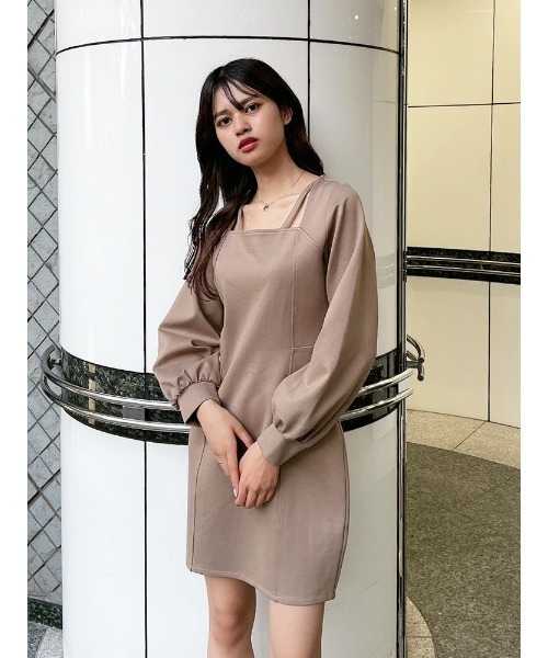 ENVYM（アンビー）の「スクエアネックポンチＯＰ（ワンピース・レディース・ベージュ/ブラック・FREE）」の2枚目の写真