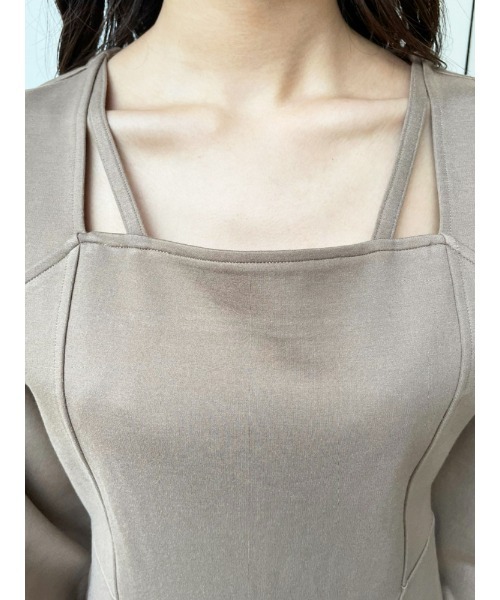 ENVYM（アンビー）の「スクエアネックポンチＯＰ（ワンピース・レディース・ベージュ/ブラック・FREE）」の6枚目の写真